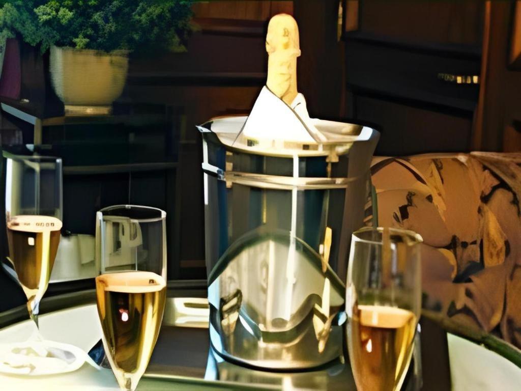 Hotel Castle Salam Khulna Екстериор снимка